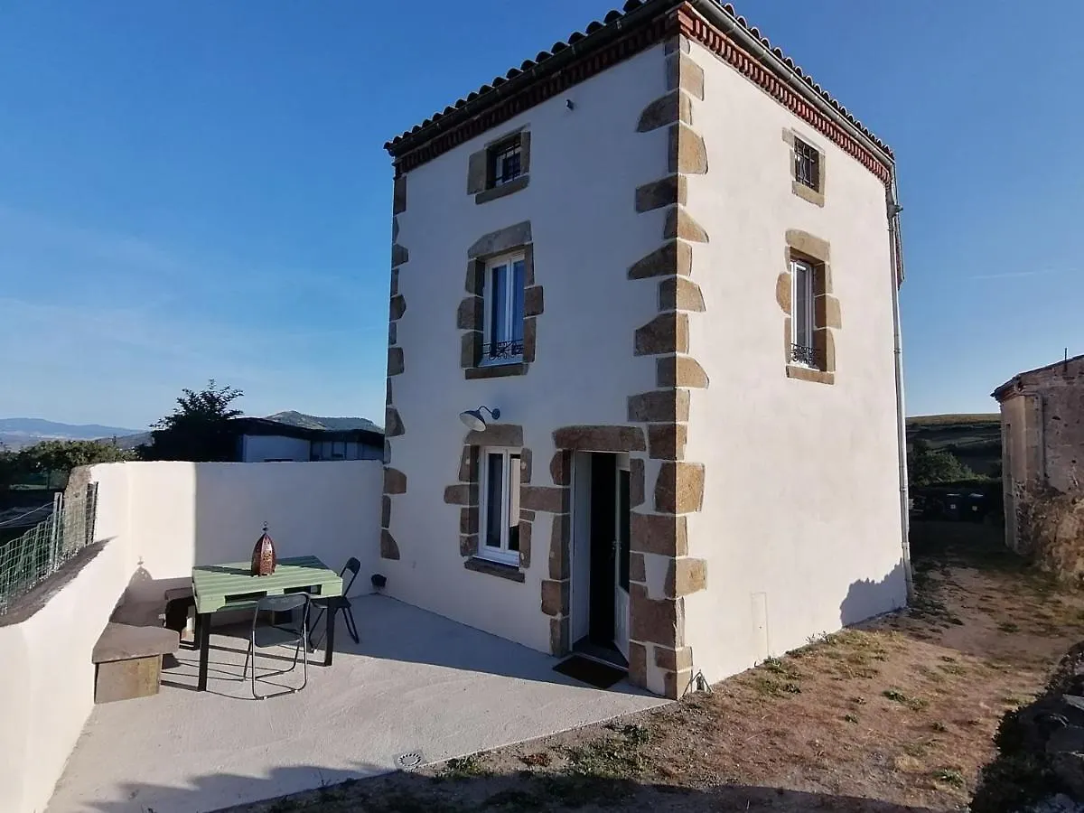 Séjour à la campagne Maison d'hôtes Bord de de la Comté à Vic-le-Comte France